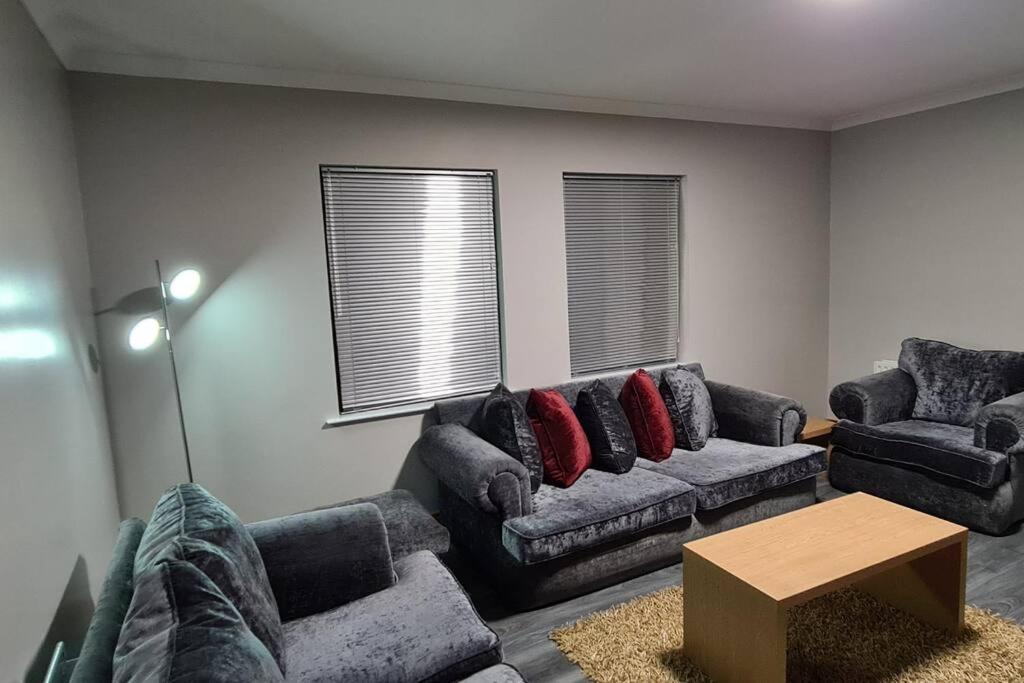 Millhouse Cottage A Luxury 3 Bed Bungalow Antrim Kültér fotó